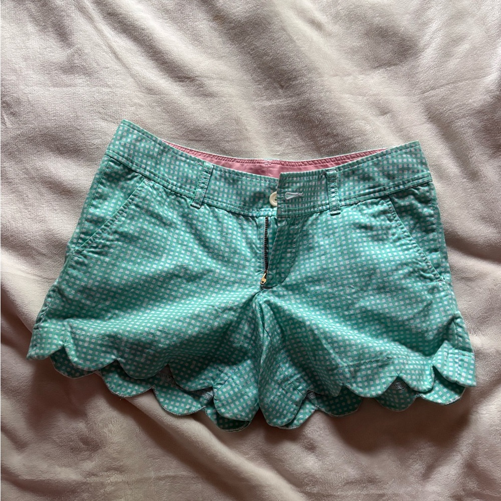 Lilly Pulitzer Buttercup Scalloped Hem Green Shorts